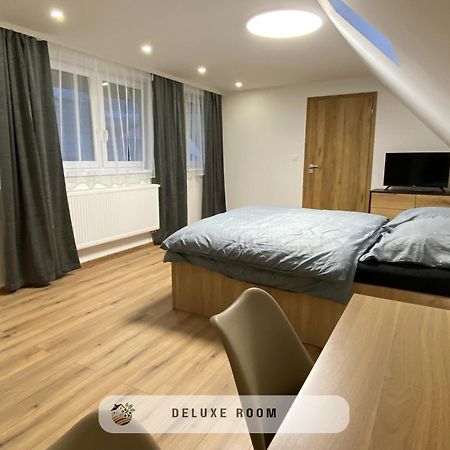 Apartmanovy Dom Visnove ภายนอก รูปภาพ