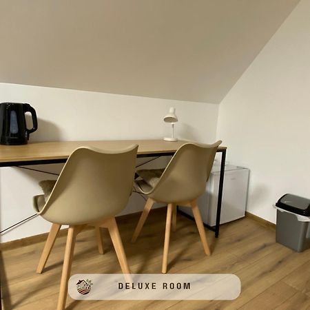 Apartmanovy Dom Visnove ภายนอก รูปภาพ