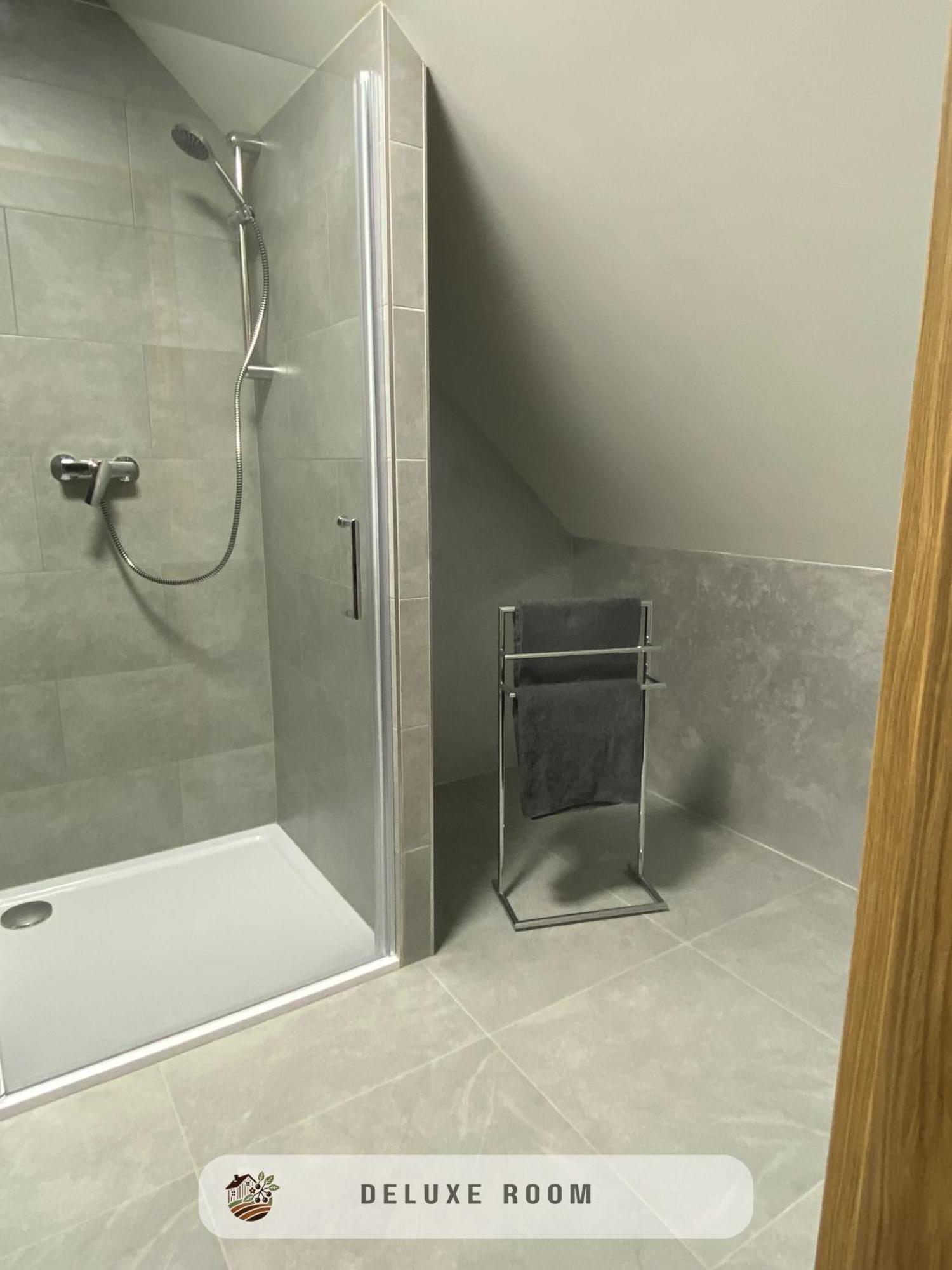 Apartmanovy Dom Visnove ภายนอก รูปภาพ