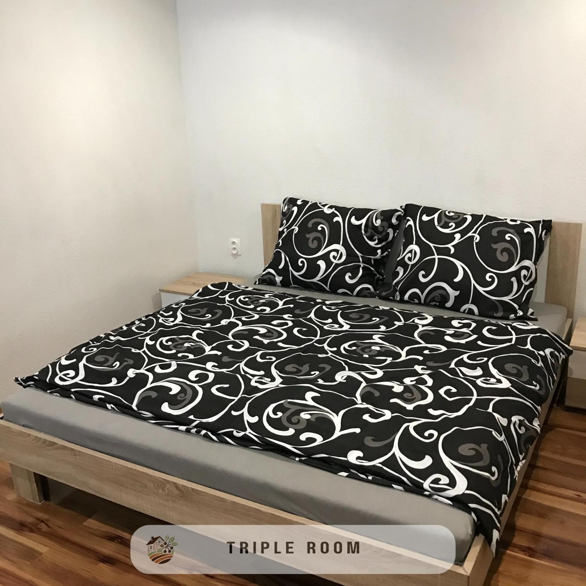 Apartmanovy Dom Visnove ภายนอก รูปภาพ
