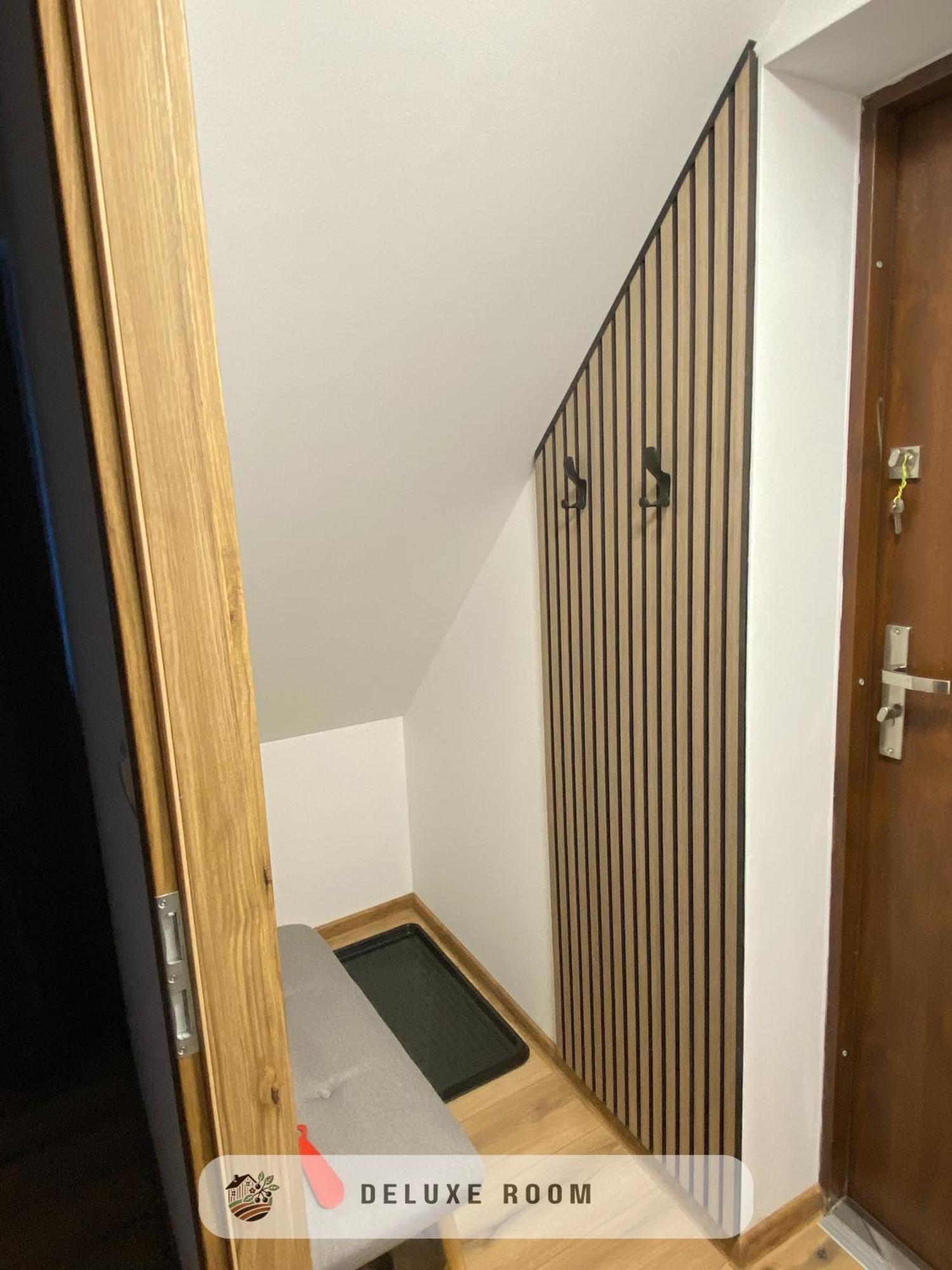 Apartmanovy Dom Visnove ภายนอก รูปภาพ