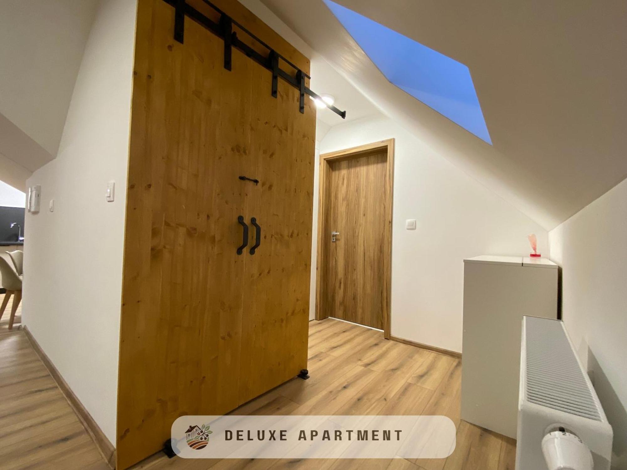 Apartmanovy Dom Visnove ภายนอก รูปภาพ