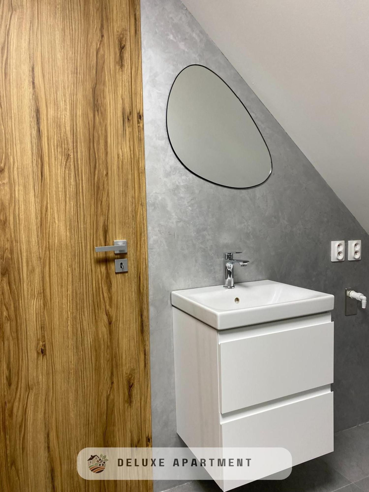 Apartmanovy Dom Visnove ภายนอก รูปภาพ