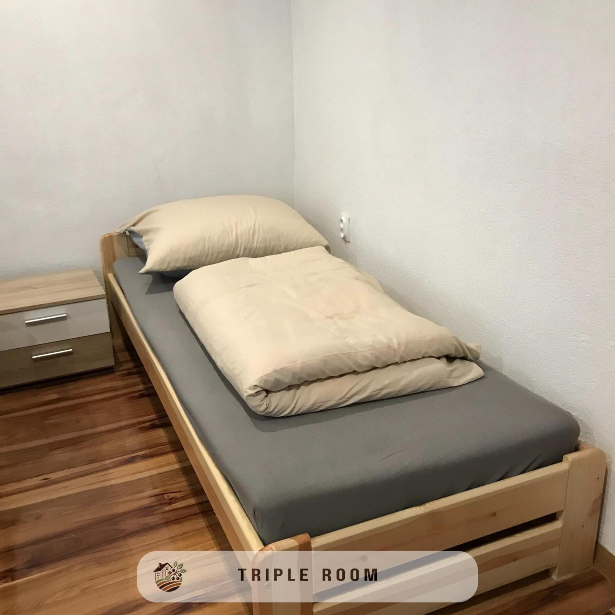 Apartmanovy Dom Visnove ภายนอก รูปภาพ